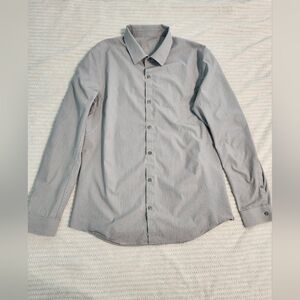 Lululemon Men's Medium Live In Practice Button Up Long Sleeve Grey Shirt